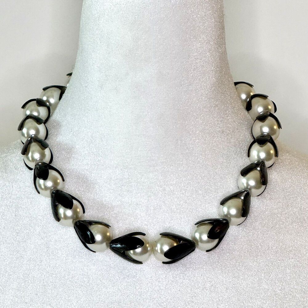 Vintage Chunky Large Faux Pearl Enamel Wrapped Black Leaves Necklace Retro Glam